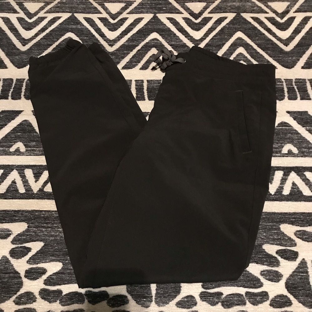 Eddie Bauer black lined joggers, water repellent